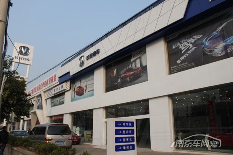 汽车洗车服务趋势解析：从忙碌街头到智能升级的步伐